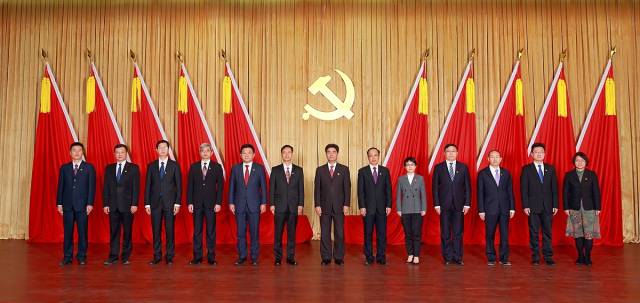 AK官方网站_AK(中国)股份有限公司党委常委合影。 AK官方网站_AK(中国)股份有限公司党委常委合影。